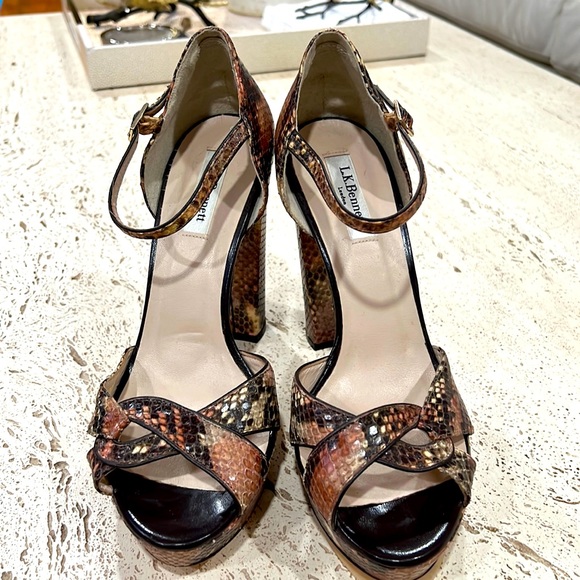 NEW L.K. Bennett Python Leather Sandals size 11 Cross dressing or transgender - Picture 1 of 6